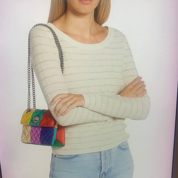 Mini Kensington Overstitch Quilted Crossbody Bag
KURT GEIGER LONDON - Picture 3 of 17